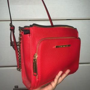 Steve madden crossbody bag (red)